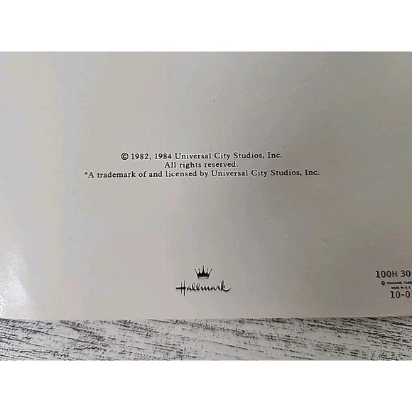 1984 E.T. Halloween Card Folding Glow In The Dark Vintage Hallmark Universal Design